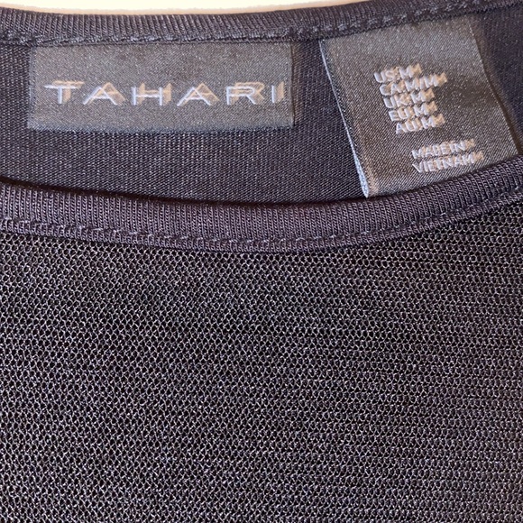 Tahari Women’s  Stretchy Short Sleeve Top  in Black with Mesh Neckline Size Med - Picture 5 of 6